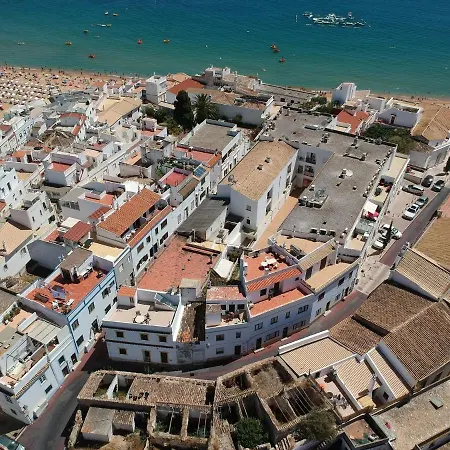 Casa Os Amados * Albufeira